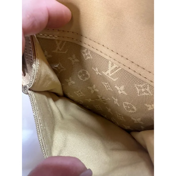 Women's Louis Vuitton Beige Brown Monogram Canvas Crossbody Bag One Size - Picture 7 of 16